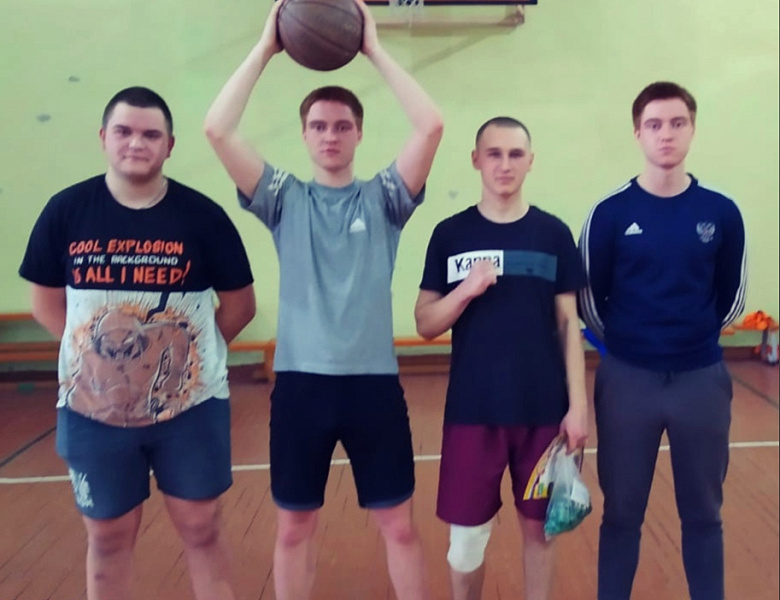 Итоги по новогоднему кубку по стритболу