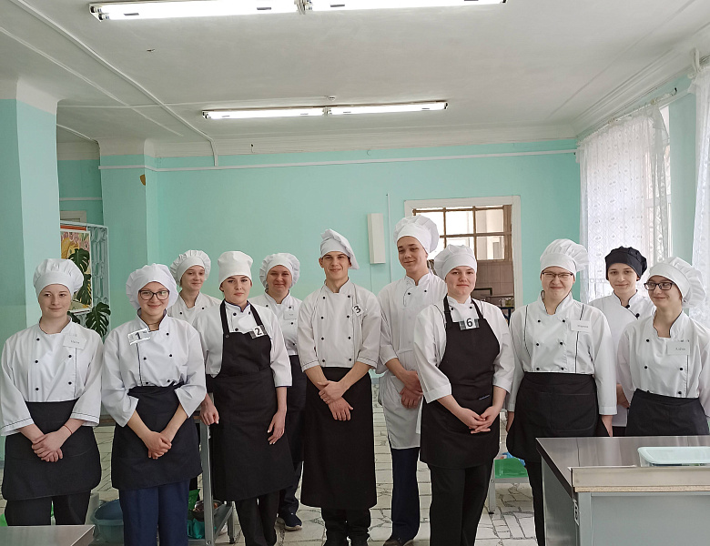 Открытая олимпиада профессионального мастерства по профессии «Кухонный рабочий».