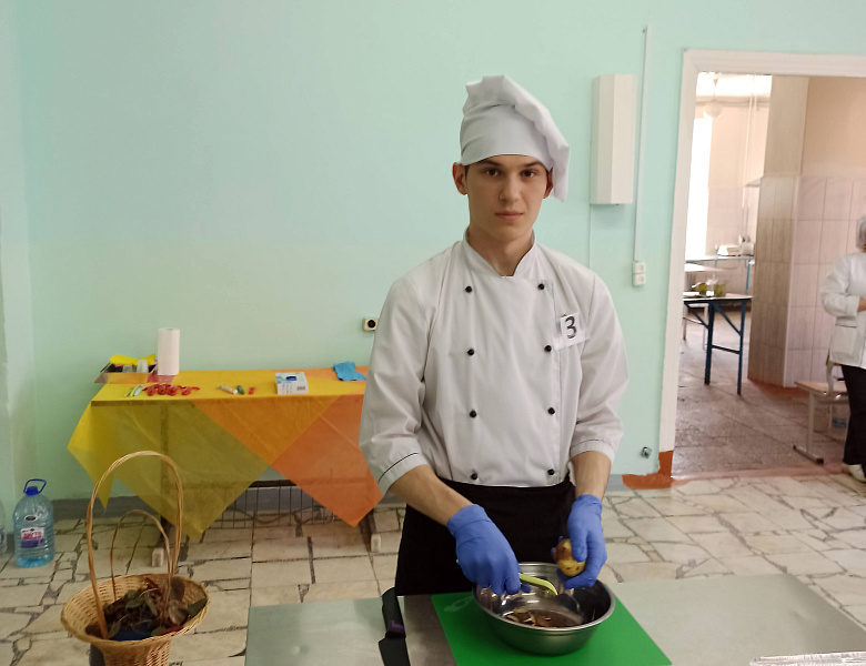 Открытая олимпиада профессионального мастерства по профессии «Кухонный рабочий».